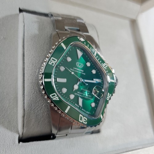 Pre-owned Laarvee Pea001 - Green Sgrn Hulk Wristwatch Crash Silver In Hand
