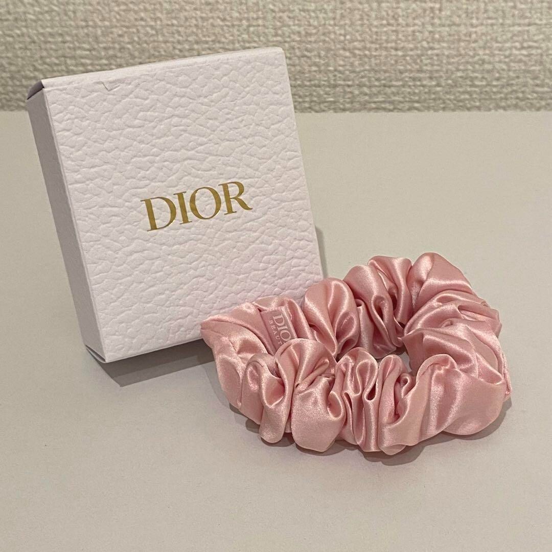 極美品✨Christian Dior Hair Rubber Pink CD Christian Dior Hair tie Scrunchie Chouchou Pink Giveaway