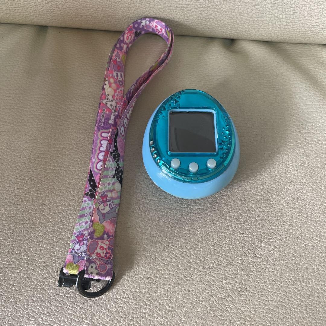 BANDAI Tamagotchi iD L たまごっち iDL ピンク バンダイ 商品