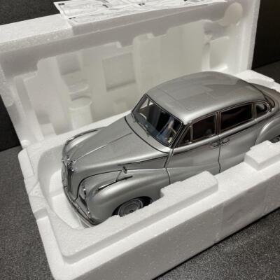 オートアート　1/18 BMW 502 AUTOart Millennium 1/18 BMW 502 LUXUS 2.6 Blue Metallic 1958