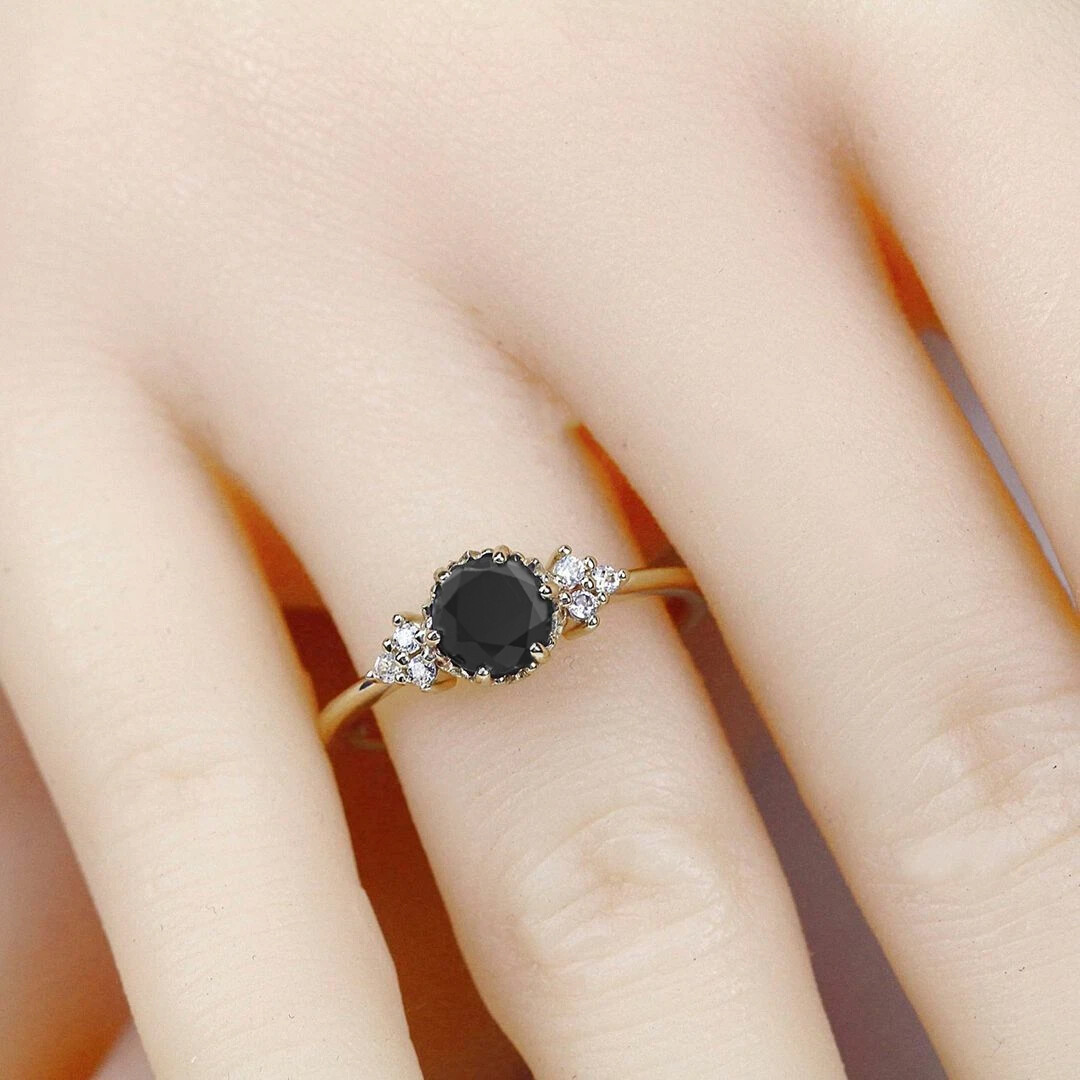 950 Platinum White Black Diamond Wedding Ring 1.00 Ct Fine Jewelry New York