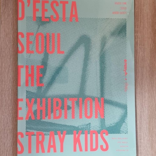 D'FESTA SEOUL THE EXHIBITION STRAY KIDS Photo book Seoul