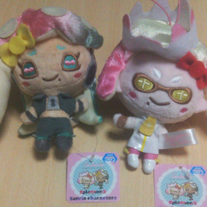 sanrio pearl and marina plush