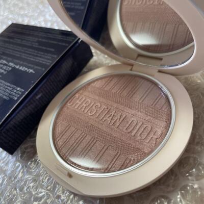 Dior コスメ Amazon.com: Christian Dior Forever Couture Luminizer - 03