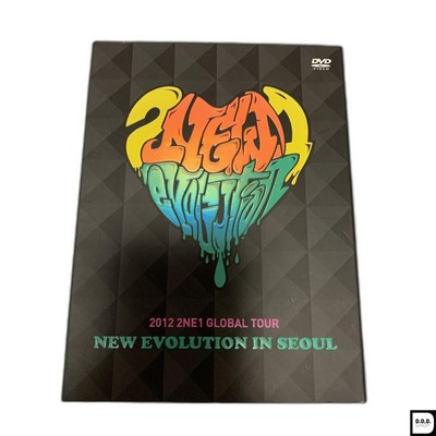 【新品・未開封】【DVD】2NE1 GLOBAL TOUR IN SEOUL 2012 2NE1 GLOBAL TOUR NEW EVOLUTION IN SEOUL DVD+PHOTOBOOK Q