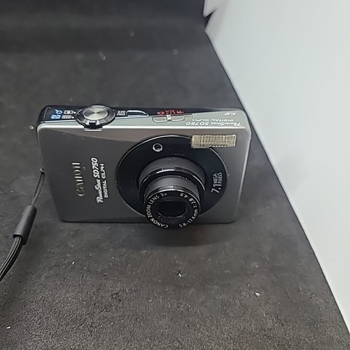 Canon PowerShot SD750 Digital ELPH 7.1 MP Camera Silver - NO