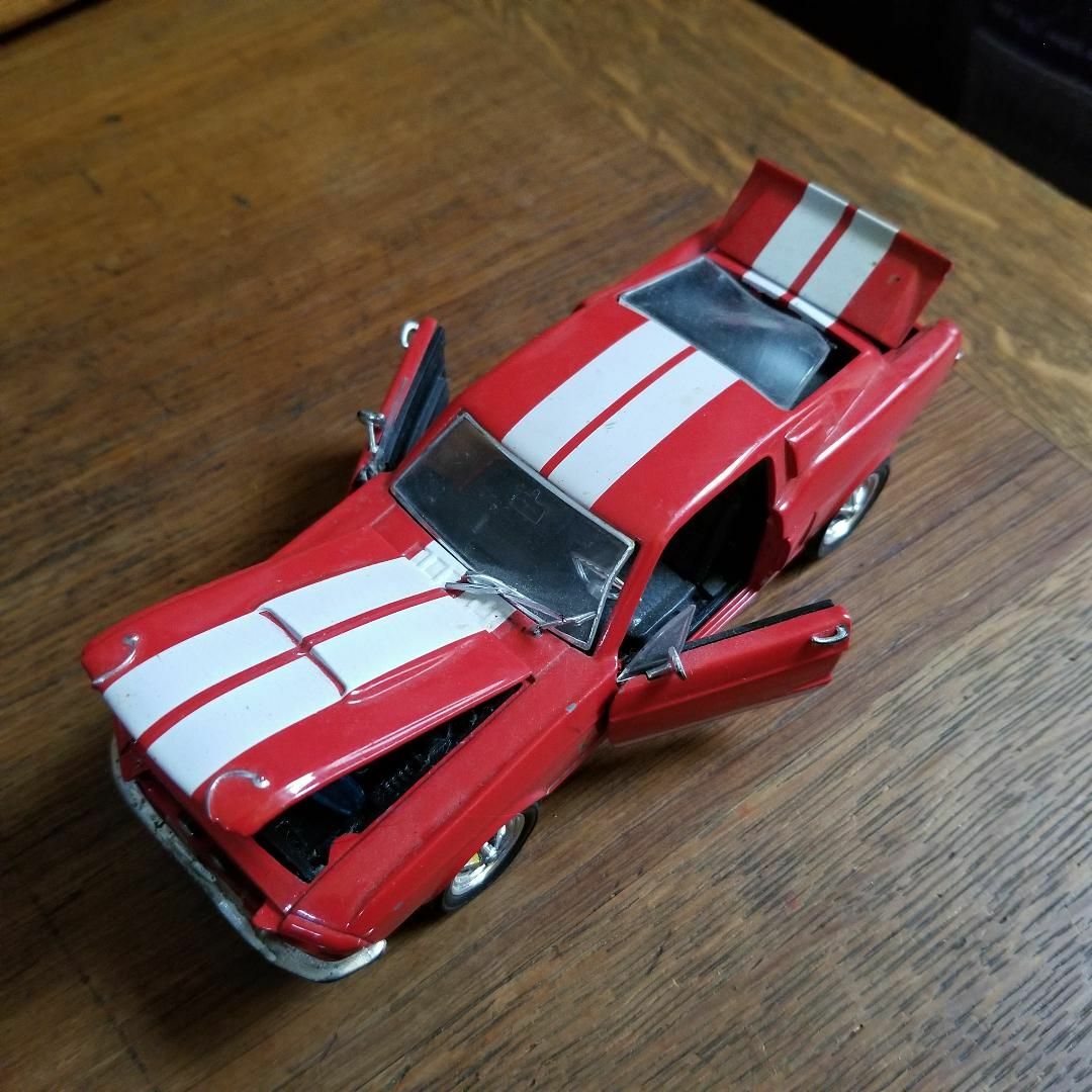 1967 Ford Shelby Mustang GT-500 Die-Cast 1:32 Model Sports