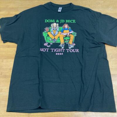 DOMi & JD BECK NOT TIGHT TOUR Tシャツ M DOMi & JD BECK NOT TIGHT TOUR Tシャツ M DOMi & JD BECK NOT TIGHT
