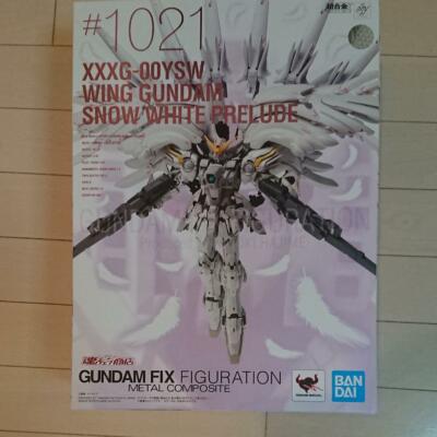 ロボット WING GUNDAM  WHITE PRELUDE REISSUE Amazon.com: Bandai Gundam FIX Figuration Metal Composite