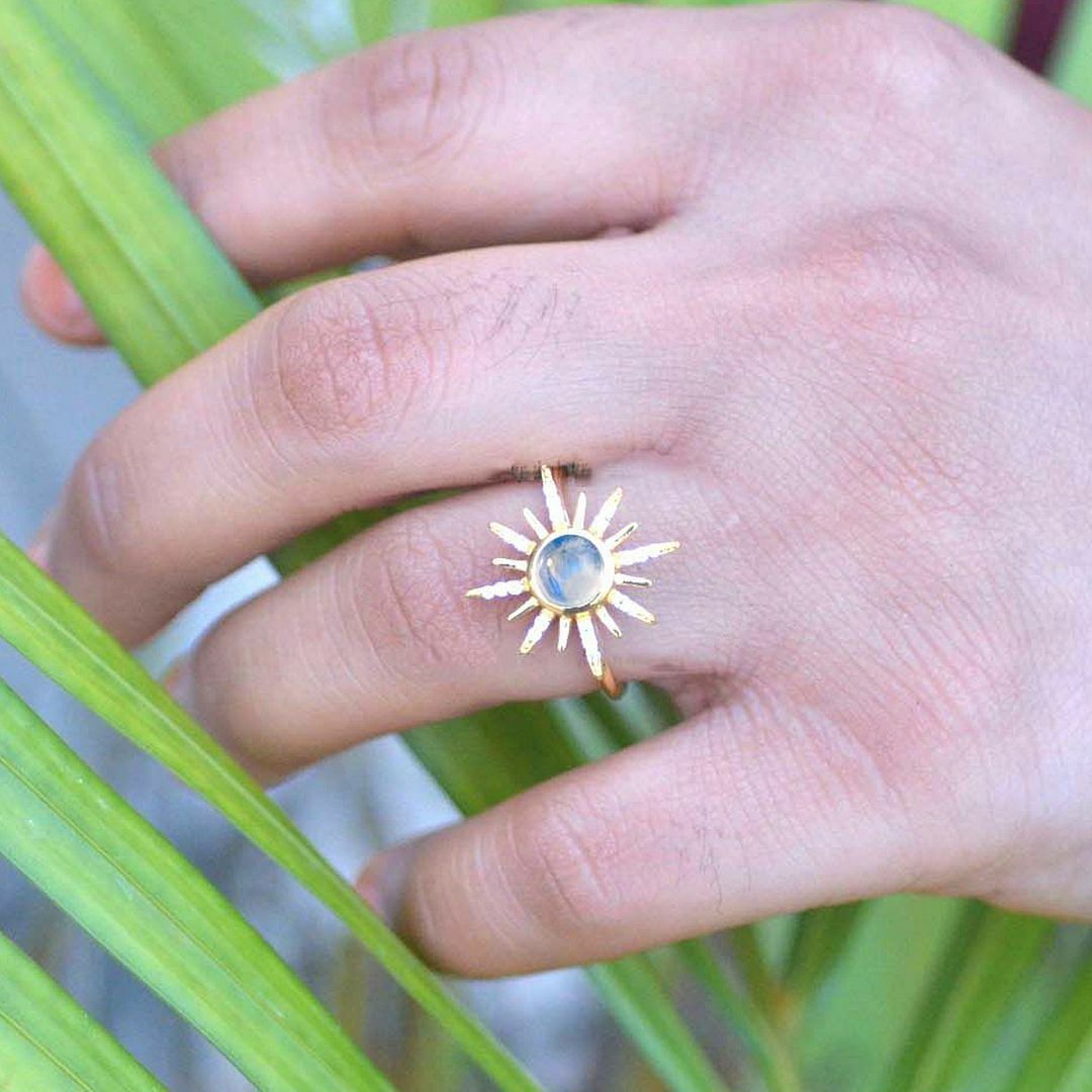 Pre-owned J.o.n 14k Gold Genuine Diamond And Rainbow Moonstone Rising Sun Ring Fine Jewelry In White