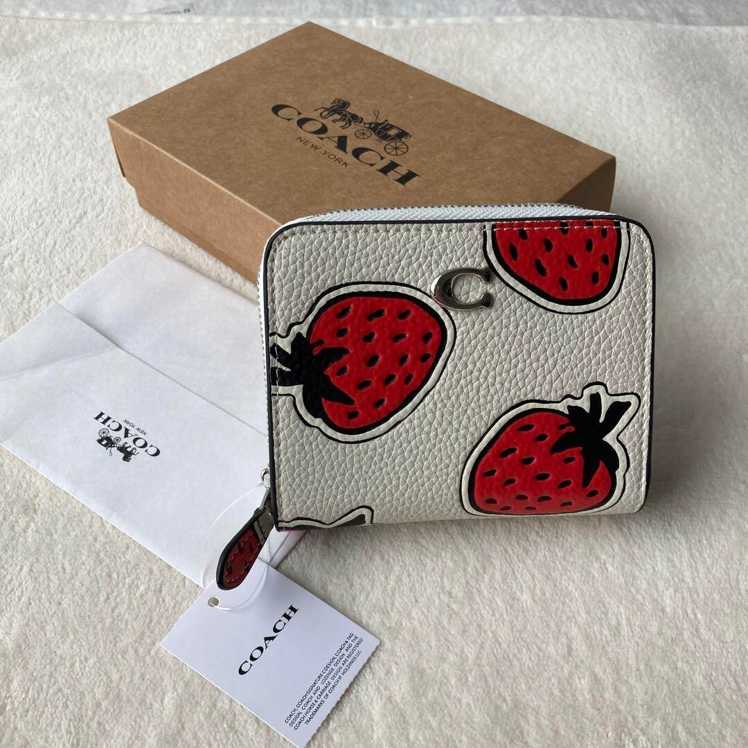 New! COACH◆ビルフォールド ウォレット・ストロベリー CT908 COACH Bi-fold Wallet in Strawberry print Leather White CT908