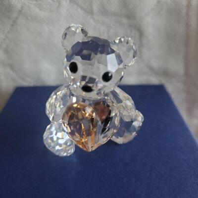 スワロフスキー 『Kris Bear - A Heart for You』 Amazon.com: Swarovski Kris Bear UNA Bear : Home & Kitchen