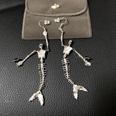 Vivienne Westwood　SKELTON EARRINGS　骸骨ピアス Amazon.co.jp: [ヴィヴィアン ウエストウッド] Vivienne