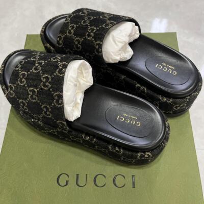 GUCCI パールフラットシューズ　38サイズ GUCCI パールフラットシューズ 38サイズ GUCCIグッチ ラバー