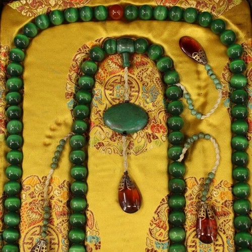 Chinese Qing Dynasty Palace collection Cat eye gem necklace official bead