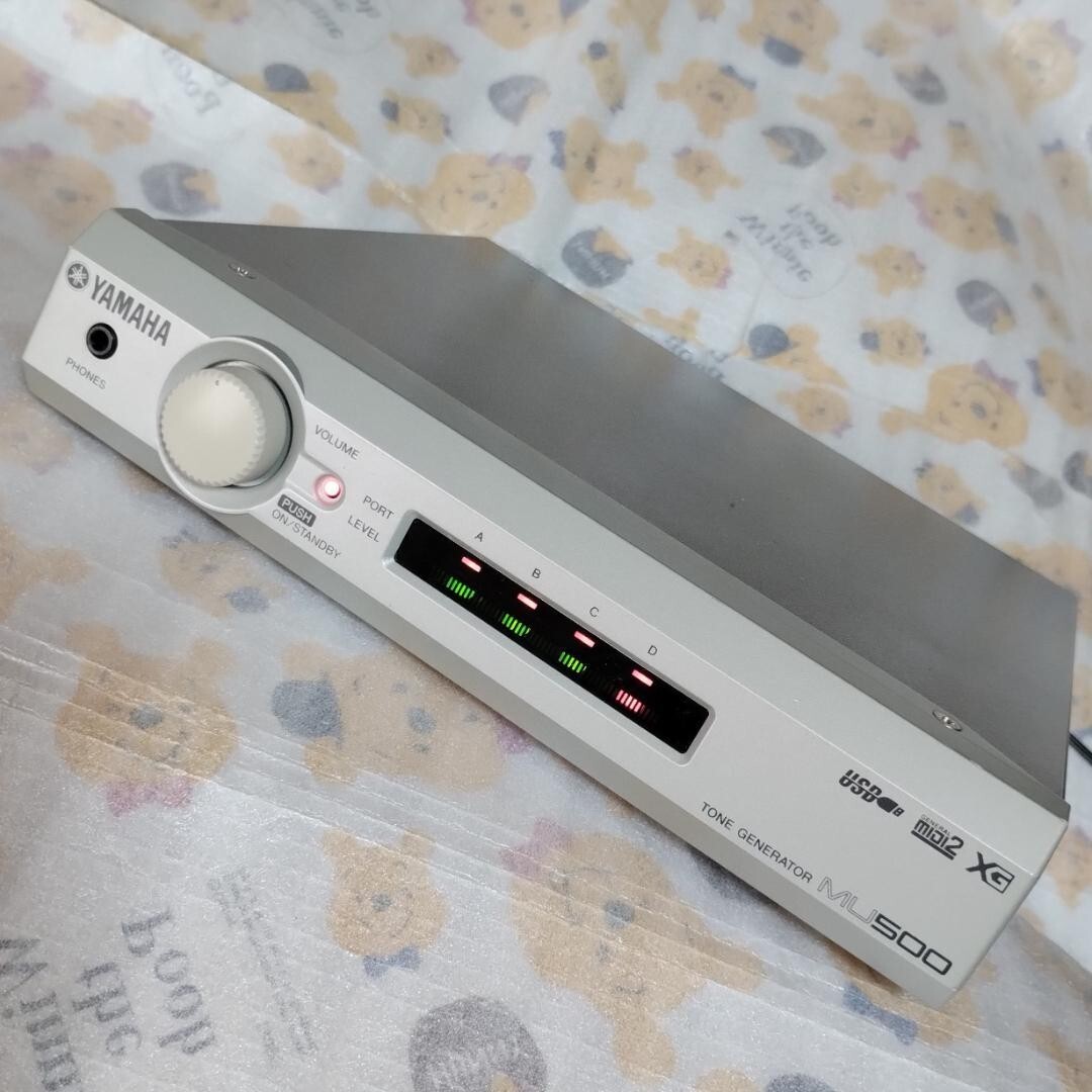 アンプ YAMAHA  TONEGENERATOR  MU500 YAMAHA MU500 Tone Generator Midi Sound Module w/ AC Adapter