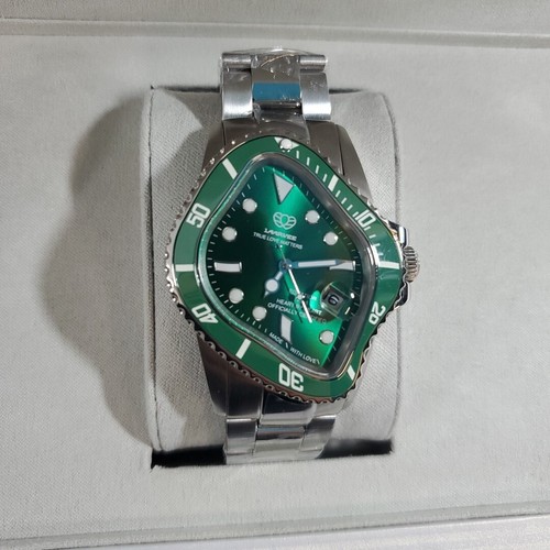 Pre-owned Laarvee Pea001 - Green Sgrn Hulk Wristwatch Crash Silver In Hand