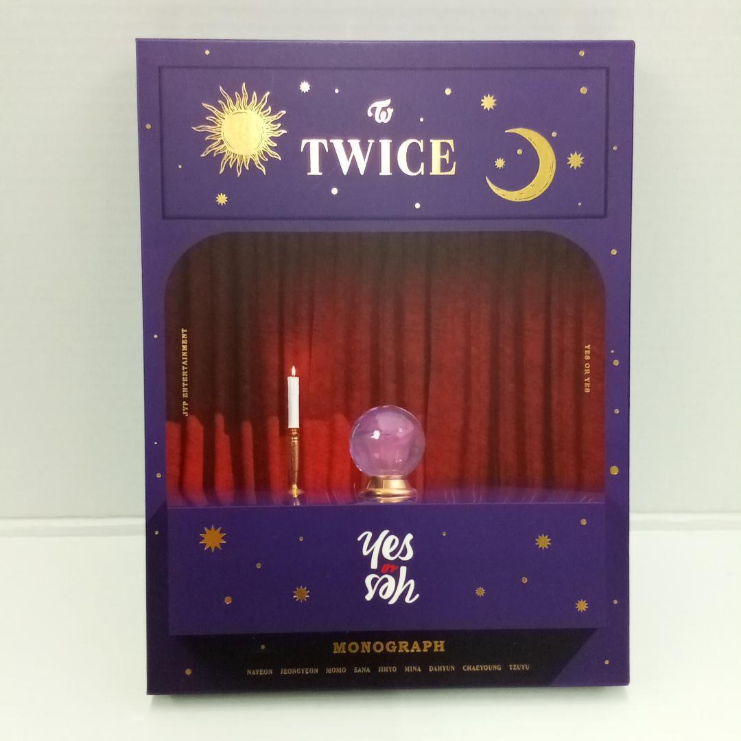 TWICE TWICE 『yes or yes』 MONOGRAPH モノグラフ Yes or Yes