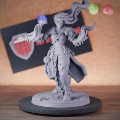 Female Fire Giant Mage Miniature Jotun Boss Dungeons and Dragons Mini DnD 5e
