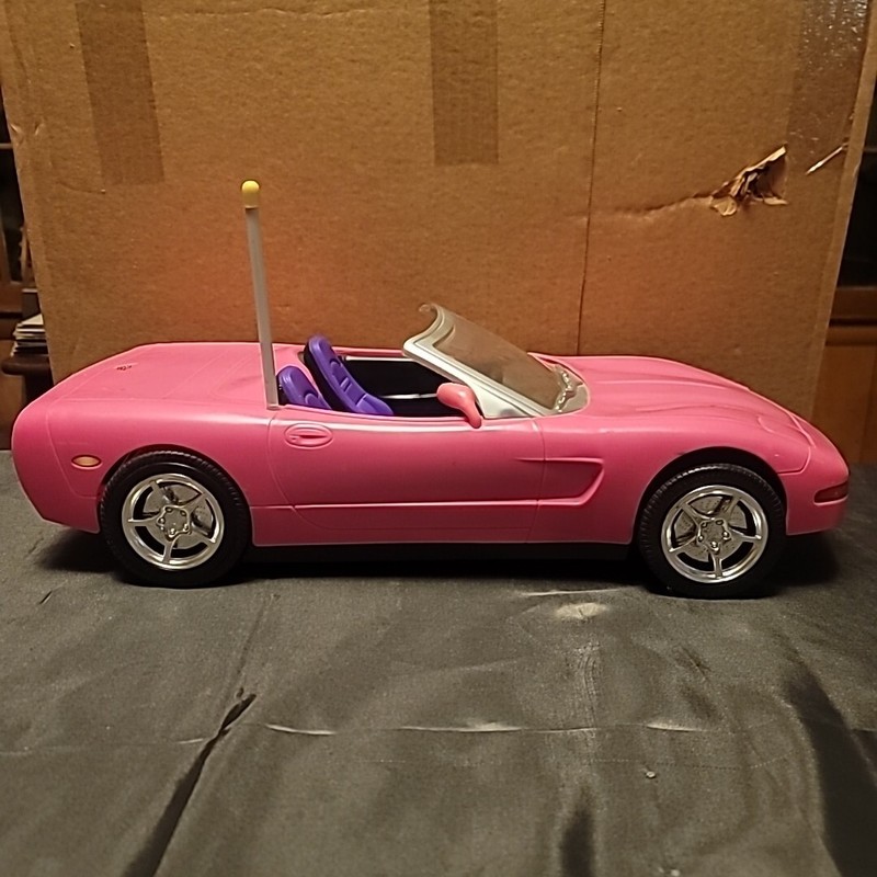 2001 Barbie Pink Corvette Remote Control Car  NO REMOTE