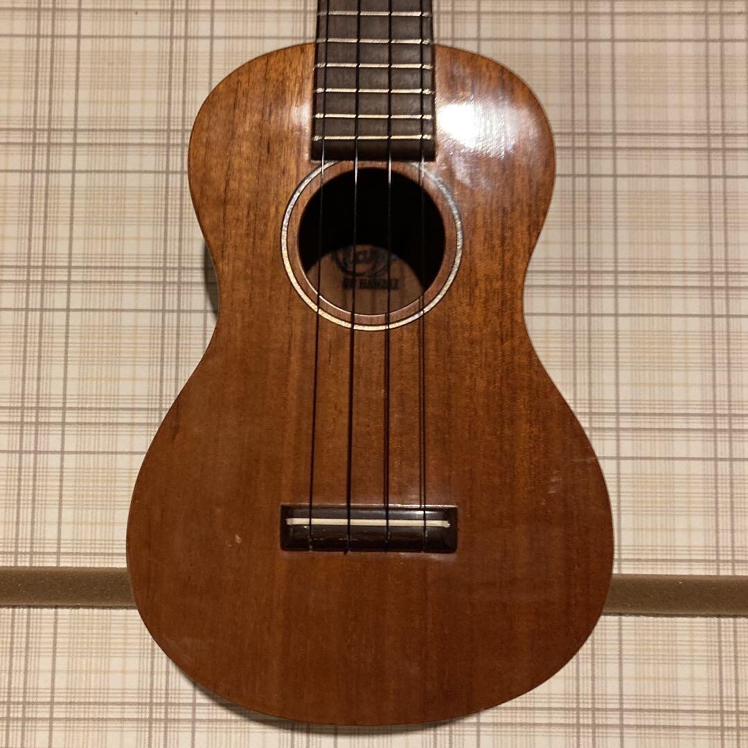 Ukulele Guitar Tangi Soprano Hawaiian Core Veneer Top & Back