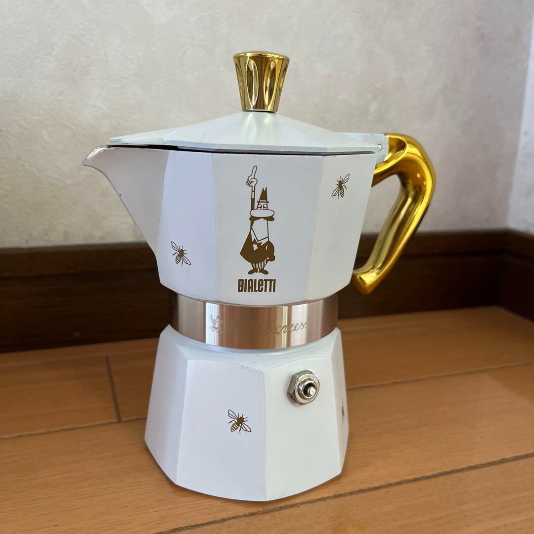 限定商品 BIALETTI Moka “Oro delle Api” 蜂モチーフ BIALETTI Moka Oro delle Api Limited The Gold of the Bees