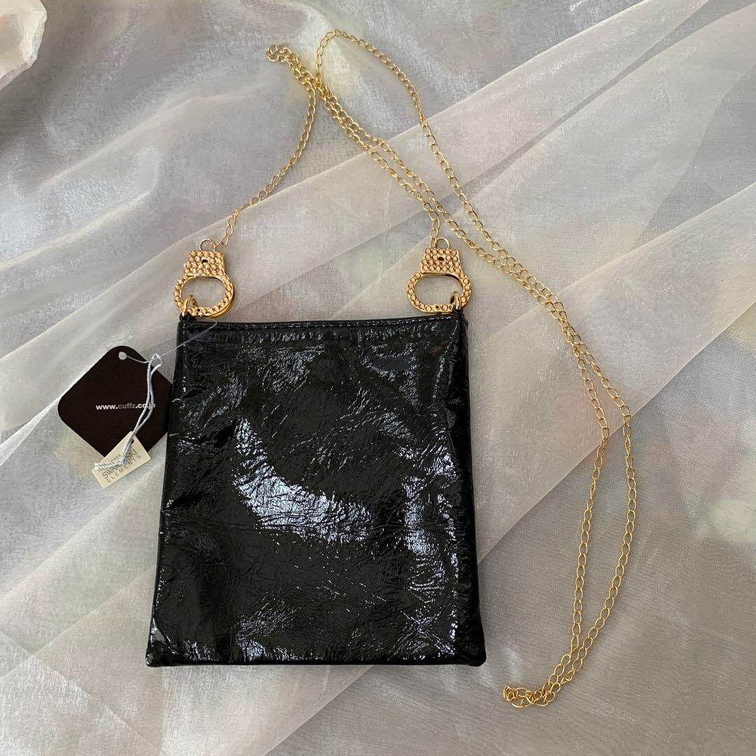 レア★cuffz by linzカフスバイリンツ★手錠モチーフショルダーバッグ Cuffz by Linz Handcuffs BLACK Leather Chain Mini Shoulder