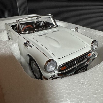 AUTOart Honda S800 1:18 ホワイト Mint/Boxed] AUTOart 1/18 Honda S800 White Super Rare [Not on
