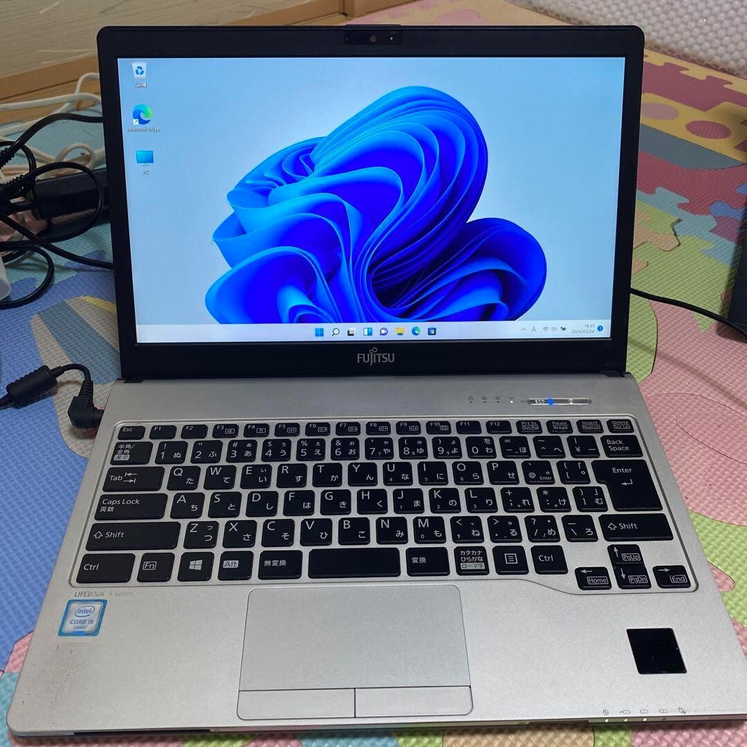 FUJITSU LIFEBOOK S936/P　MS Office pro付№2 Fujitsu Lifebook S936/P Intel Core i5-6300U 2.40 GHz SSD
