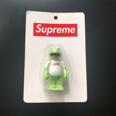 SUPREME KUBRICK KERMIT THE FROG シュプリーム Supreme x Kermit the Frog KUBRICK Medicom Toys Figure Logo T