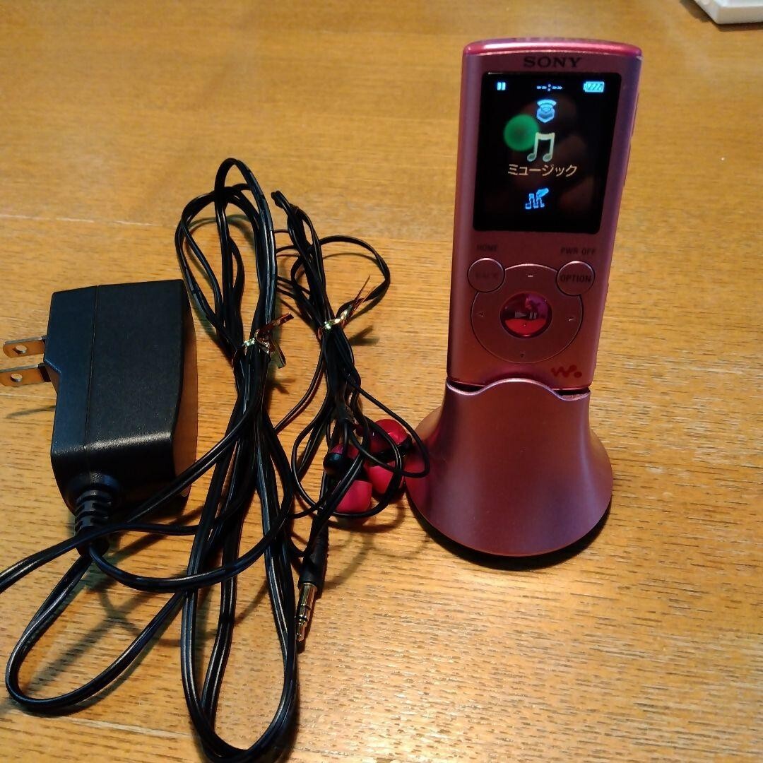 【りな】SONY ウォークマン Eシリーズ NW-E052K Amazon.co.jp: SONY ウォークマン Eシリーズ [メモリータイプ