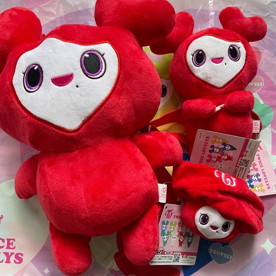 TWICE GIGO LOVELY CHAENGVELY CHAEYOUNG Hug plush, backpack