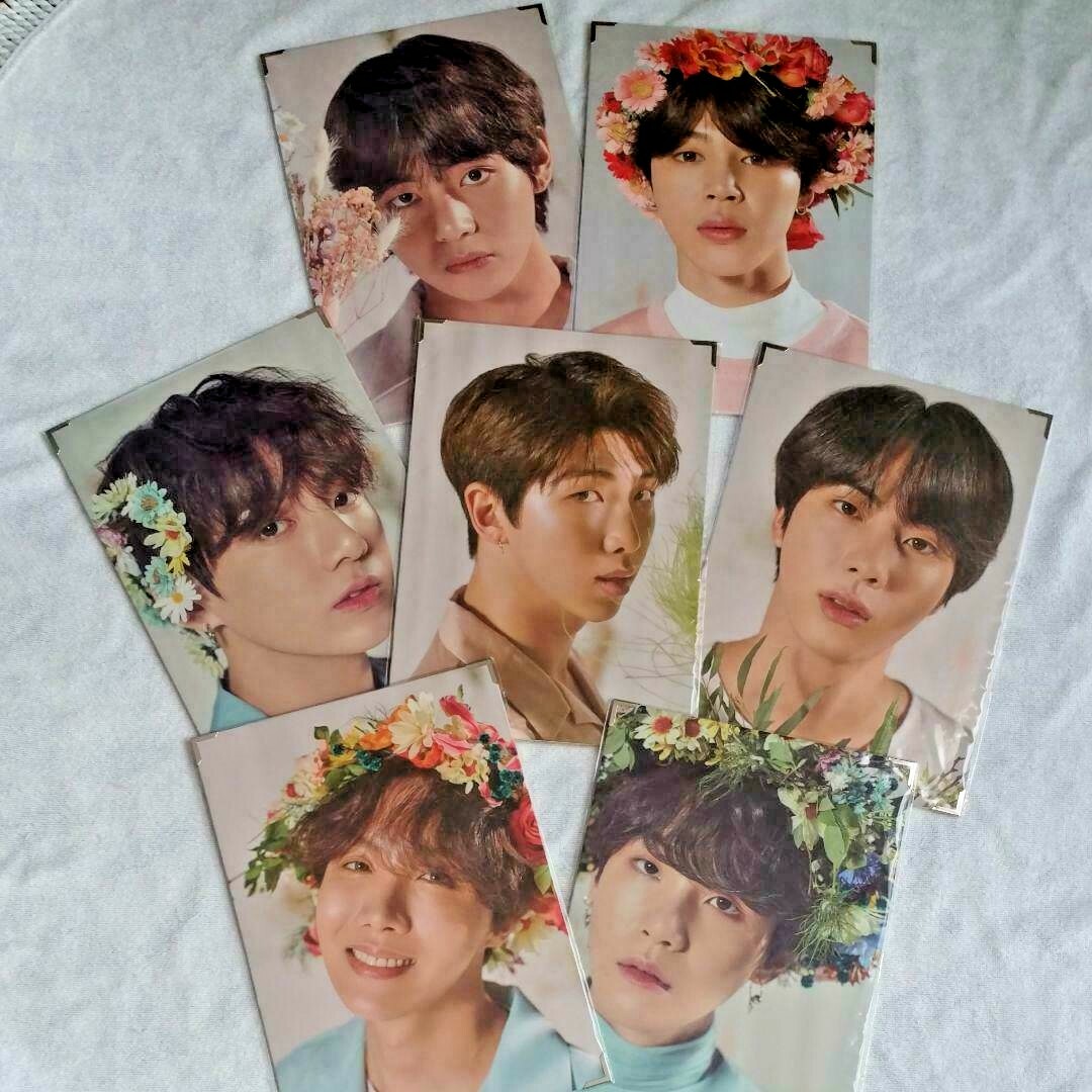 BTS Official Premium Photo card - LOVE YOURSELF - WORLD TOUR BTS Official Premium Photo card - LOVE YOURSELF - WORLD TOUR