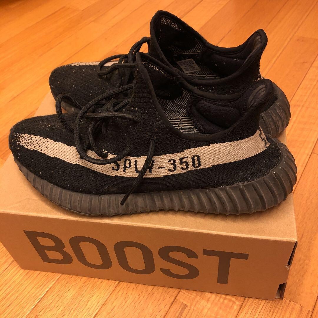 adidas Yeezy Boost 350 V2 Oreo Core Black White BY1604 Used with