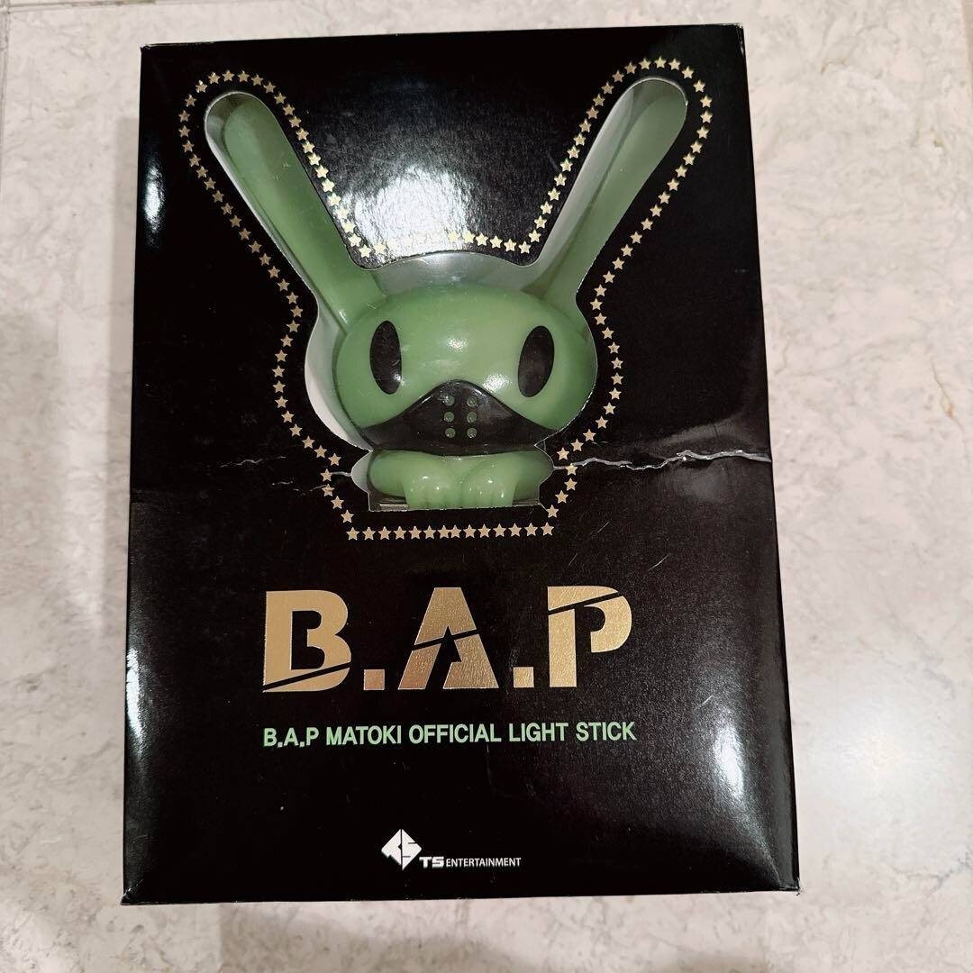 ミュージシャン B.A.P MATOKI OFFICIAL LIGHT STICK B.A.P MATOKI Official Light Stick Penlight Used Japan See