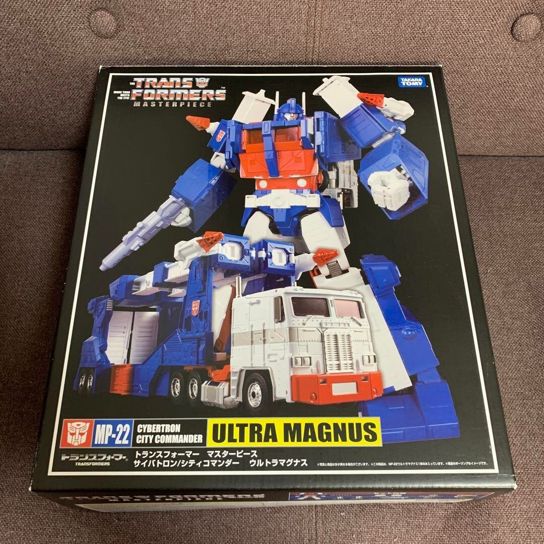 ウルトラマグナス　TRANSFORMERS MP-22 ULTRA MAGNUS MP-22 Ultra Magnus Perfect Edition with Trailer