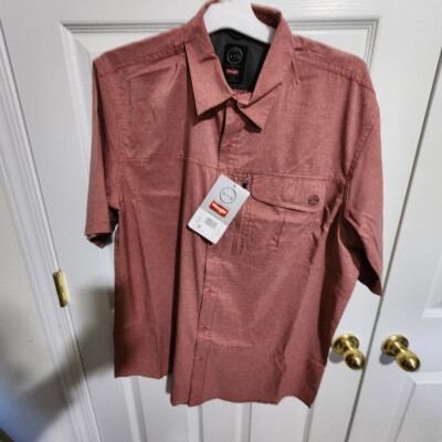 WRANGLER ATG REGULAR FIT SHORT SLEEVE BUTTON UP PERFORMANCE UTILITY SHIRT LARGE