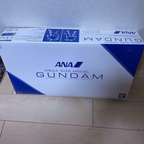 例外金額　ANA GUNDAM MEGA SIZE MODEL 2個 Amazon.com: Bandai 1/48 MEGASIZE GUNDUM ANA Color ver