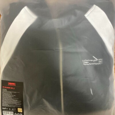 LE SSERAFIM FLAME RISES IN SEOUL Official Zip Up Hoodie L Size No Photo Card