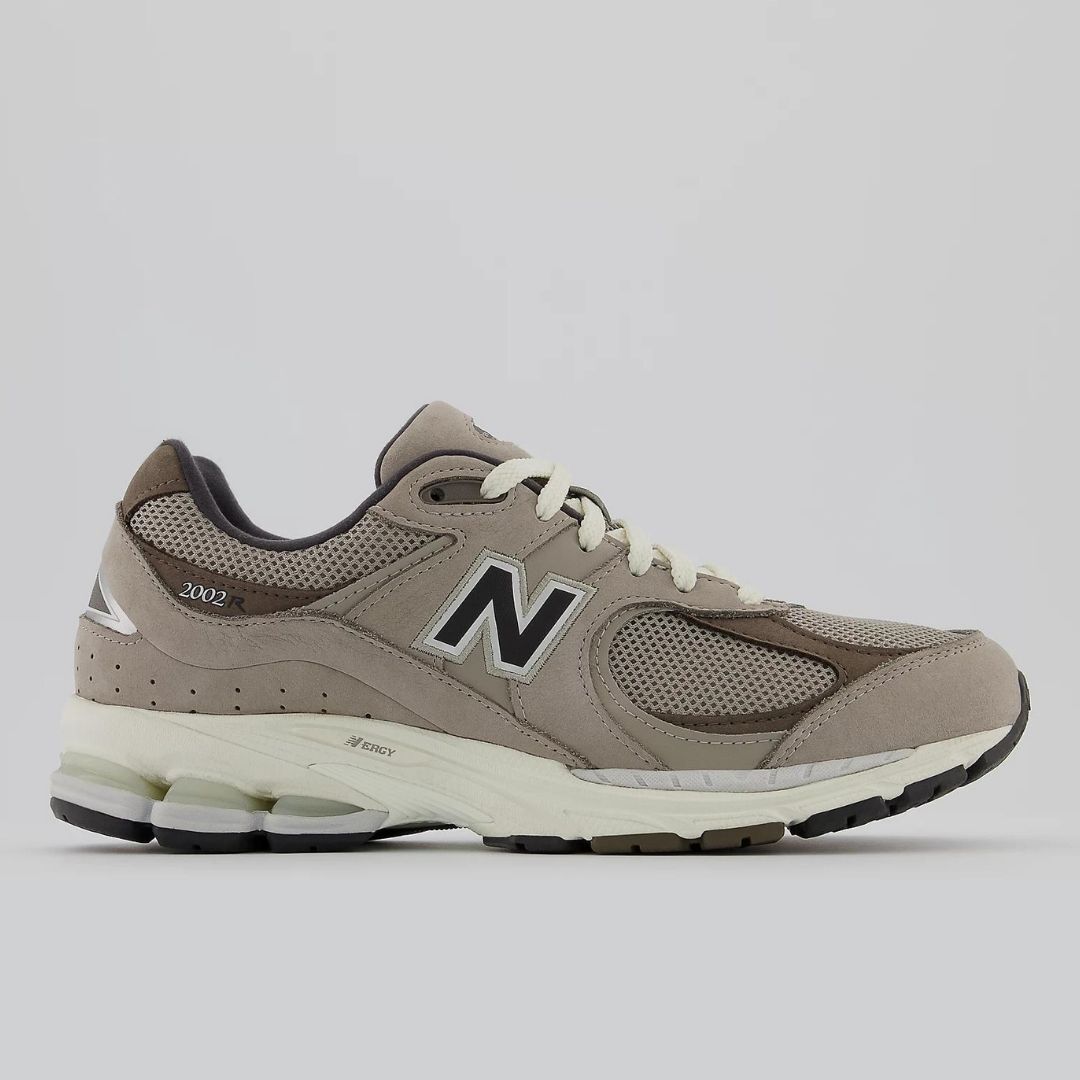 Мужские кроссовки New Balance 2002 Warm Alpaca M2002RAW