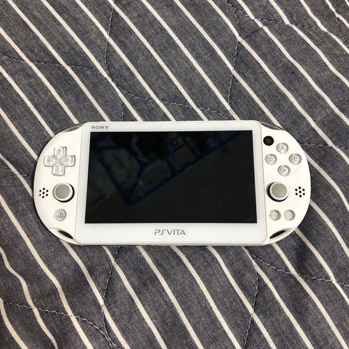 Playstation PS vita PCH 2000-ZA12 white COnsole only From