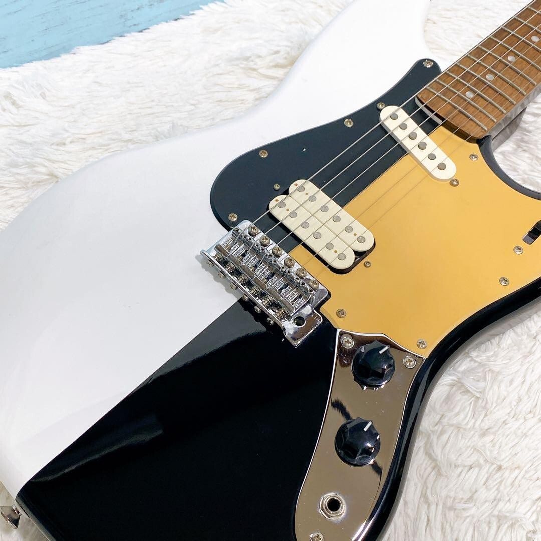 Squier SAWAO CYCLONE B/W エレキギター s-l1200.jpg