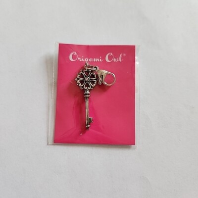 Origami Owl Silver Sentiments Key Dangle Silver With Crystal 1.5'' Long