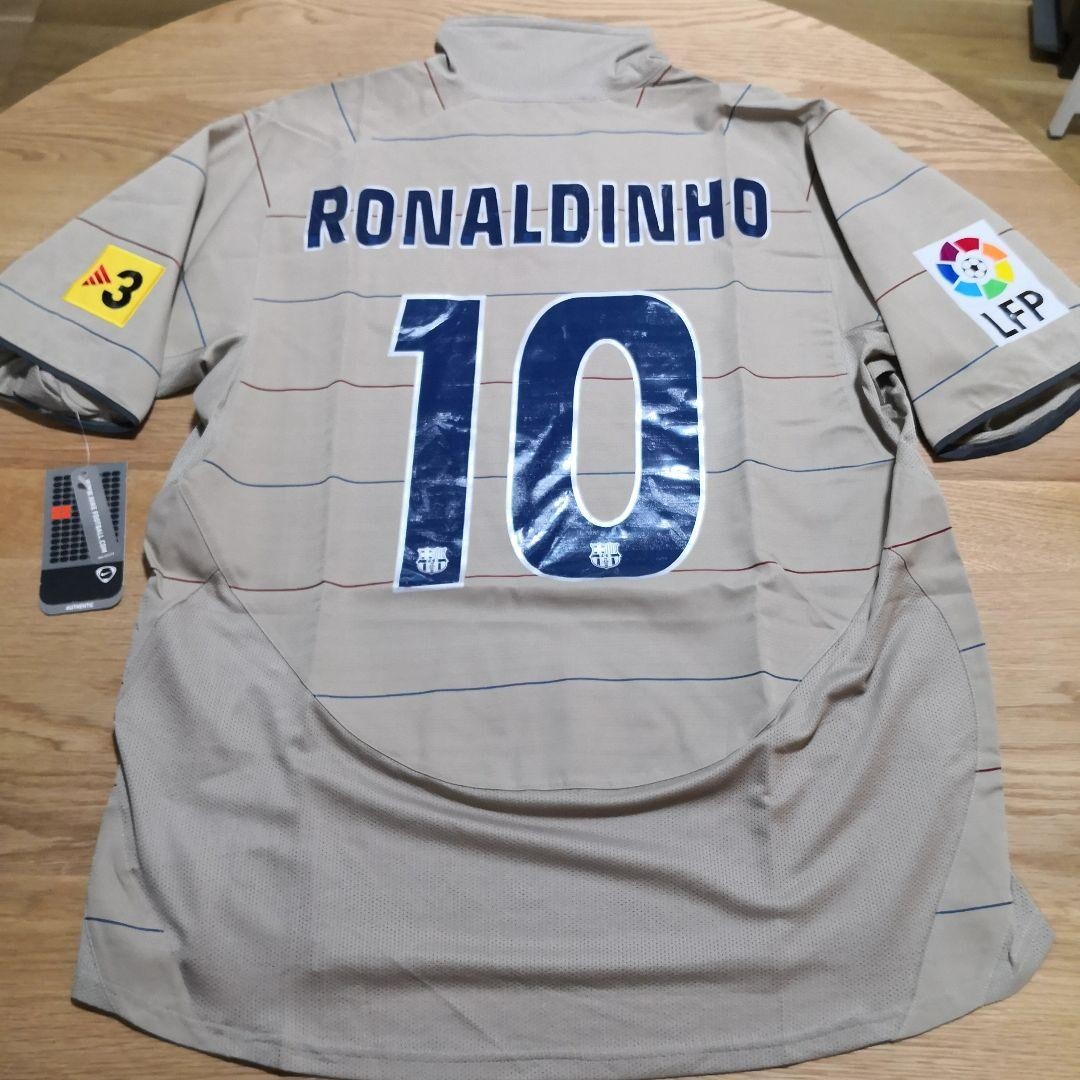 FCバルセロナ RONALDINHO 10 2004-2005ホームユニフォーム FCバルセロナ RONALDINHO 10 2004-2005ホームユニフォーム
