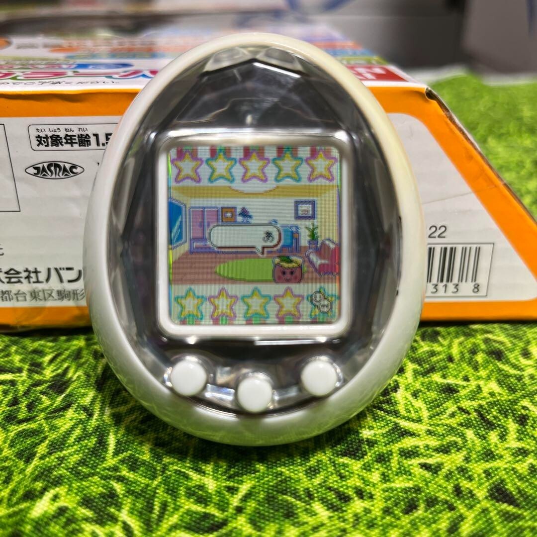 たまごっちiD ホワイト ストラップ付tamagotti iD white Y様専用 たまごっちiD ホワイト Tamagotchi iD white - メルカリ