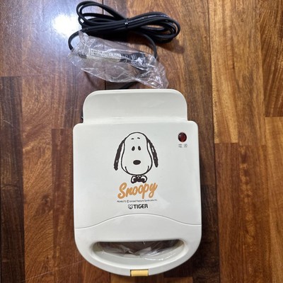 Snoopy m812  Sandwich Toaster