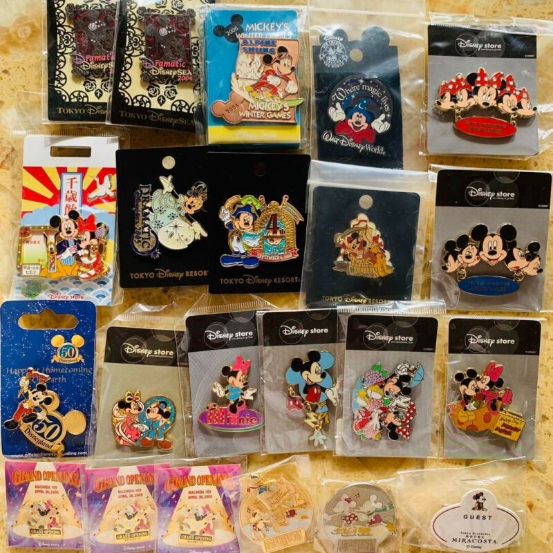Tokyo Disney Land & SEA Store TDL TDS 22 Pins Badge assorted lot From Japan