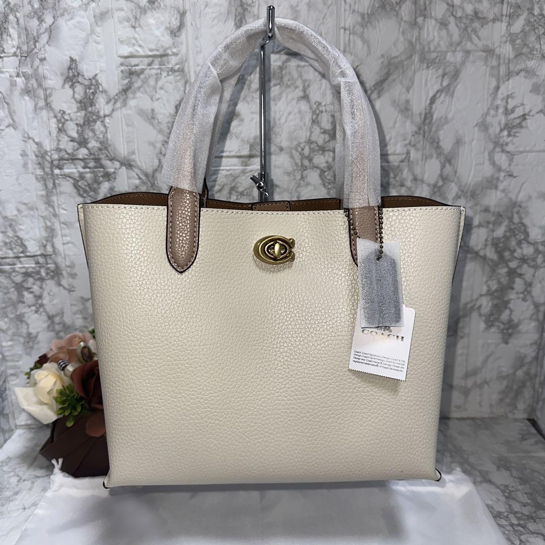 Coach ◆ C8561 Willow Tote 24 in Colorblock $_57.JPG?set_id=880000500F