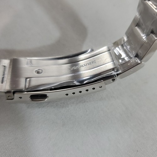 Pre-owned Laarvee Pea001 - Green Sgrn Hulk Wristwatch Crash Silver In Hand