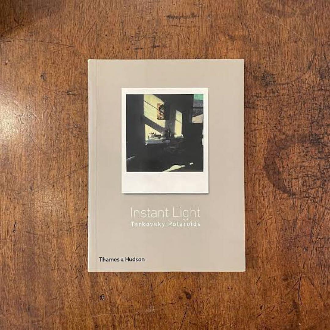 洋書 INSTANT LIGHT-TARKOVSKY POLAROIDS(P) Amazon.com: Instant Light: Tarkovsky Polaroids